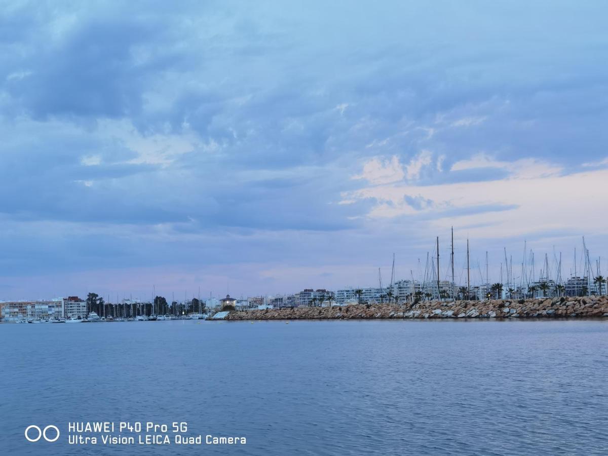 Holiday Apartment Torrevieja Zewnętrze zdjęcie