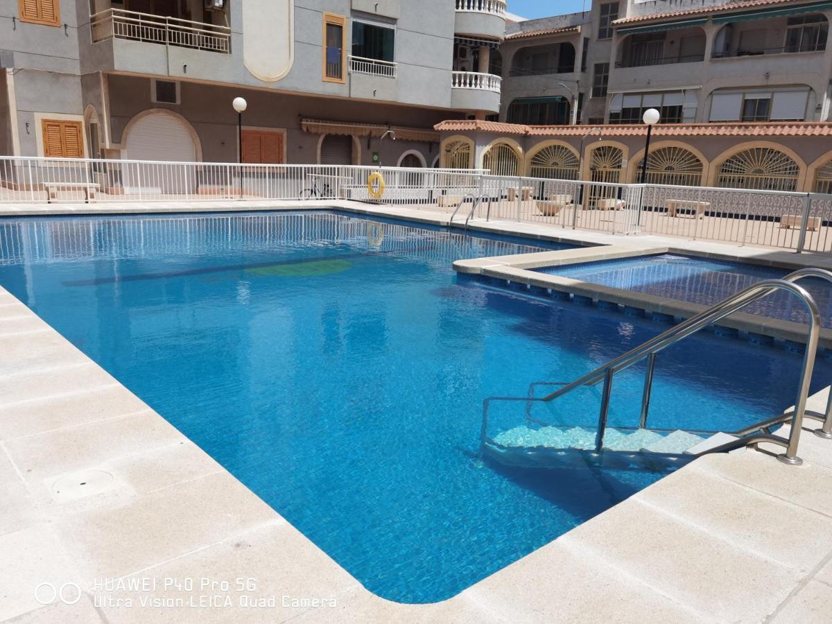 Holiday Apartment Torrevieja Zewnętrze zdjęcie